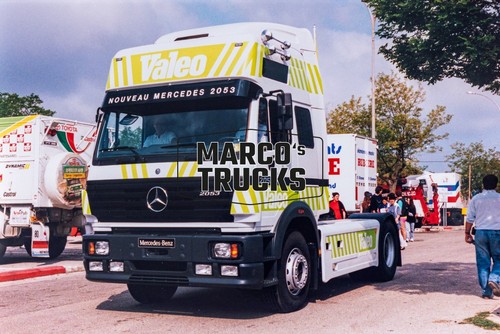 Truck photo mercedes - mercedes-benz, 2053