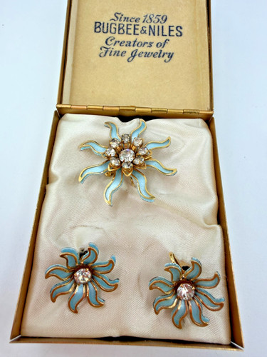 Vintage brooch bugbee niles - vintage,