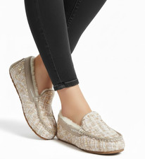 LADIES SKECHERS MOCASSINS FUR