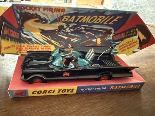 Corgi 267 batman batmobile - 267,