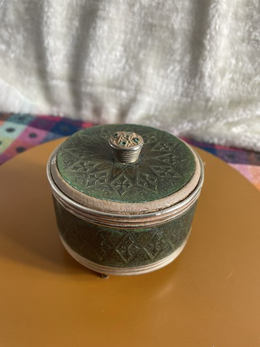 Vintage 1950s cosmetic - vintage,