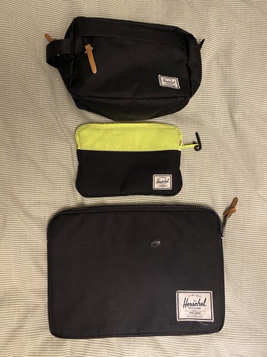 Herschel supply laptop case - co,