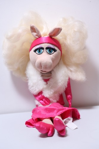 Disney store exclusive miss - disney,