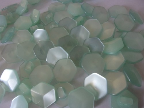Job lot buttons hexagon - 50,