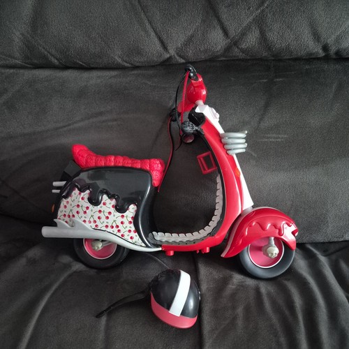 Monster high doll - monster,