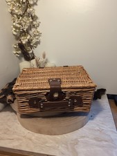 Wicker Gift /Picnic Basket