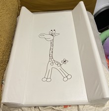 Baby Changing Mat Padded Hard Base 70x50cm Giraffe Design