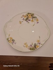 Royal Doulton - April - V2000