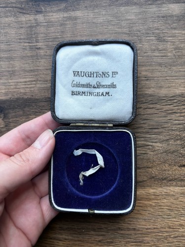 Antique vaughtons ltd - vaughtons,