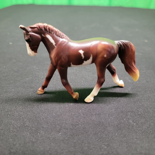 Breyer stablemate chestnut - stablemate,