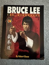 Vintage Bruce Lee. The Biography by Robert Clouse. 200 pages, over 150 photos