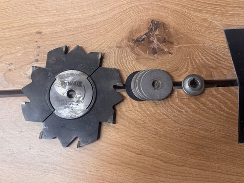 Dewalt adjustable groove