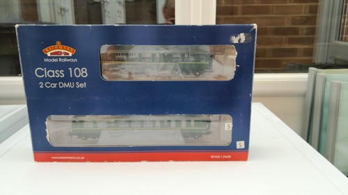Bachmann class 108 two - class,