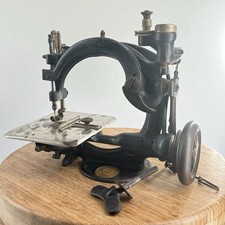 ANTIQUE Willcox & Gibbs Sewing