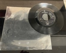 Benny Hill - Ernie (The Fastest Milkman In The West) - 7" Vinyl Single Free P&P