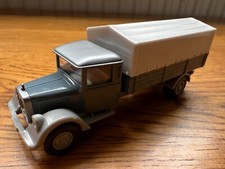 WIKING 1:87 'tarpaulin' Covered Truck