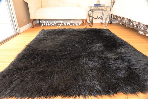 Black mongolian faux - x, 60"