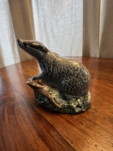 Beswick badger whiskey - badger,