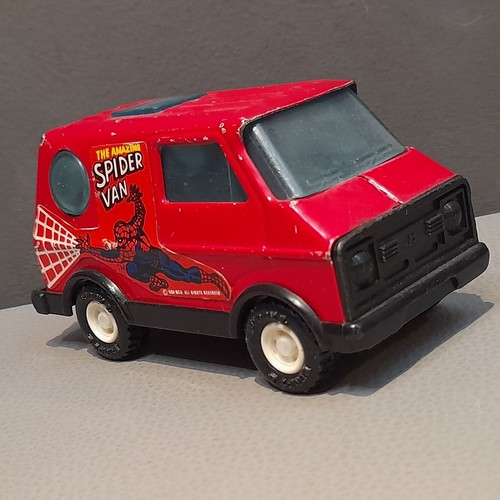 The amazing spider van - amazing,