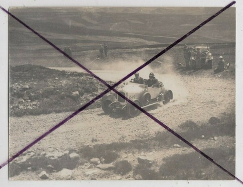 Photograph 5cm x 16 - 21.5cm, 16.5cm