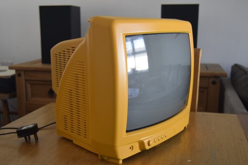 Waltham 14inch crt retro - waltham, tv