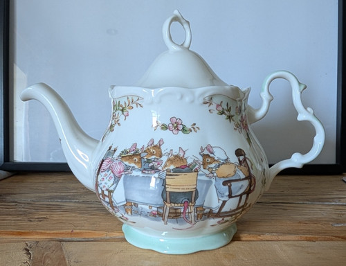 Royal doulton brambly hedge - royal,