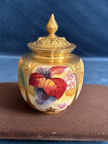 Royal worcester fruit - royal,