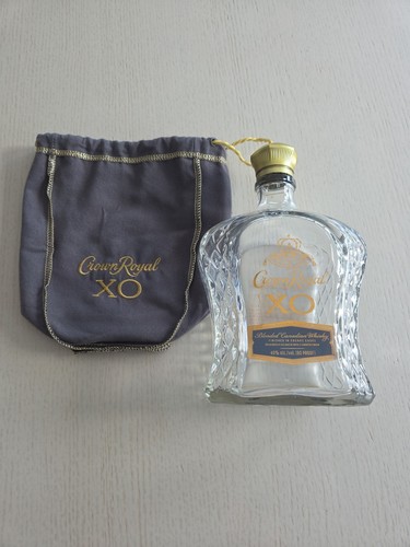 Empty bottle crown - royal, xo