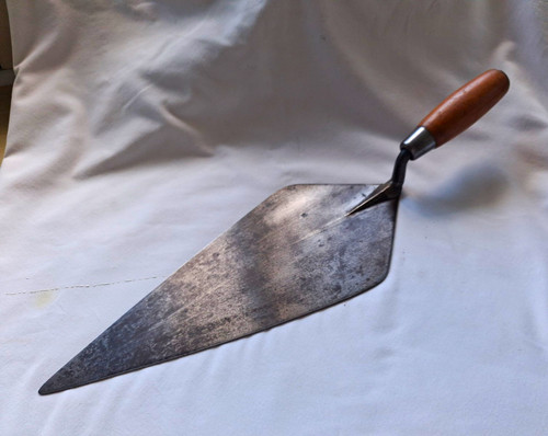 Vintage bricklayers trowel - bricklayers, 12"
