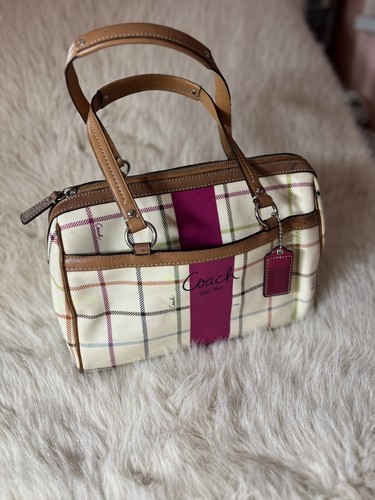 Beautiful coach cream - beautiful, plaid