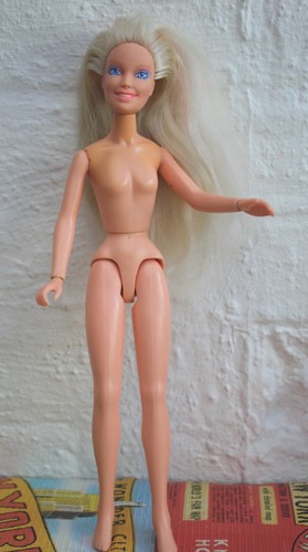 1985 hasbro jem doll vintage - doll.,