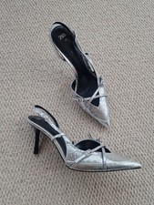 Women's Size 6/7 (40) Zara