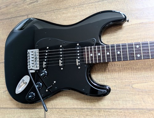 Stunning all black fender - all,