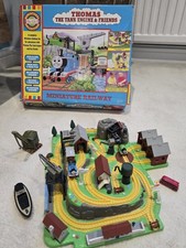 VINTAGE THOMAS THE TANK ENGINE