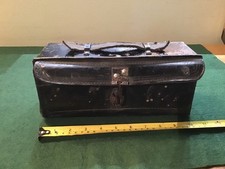 Vintage WW2 1942 Dated Metal