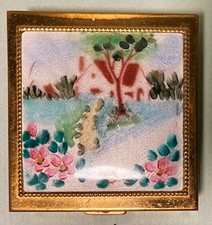 VINTAGE REX 5TH AVENUE GUILLOCHÉ ENAMEL POWDER COMPACT COUNTRY COTTAGE SCENE