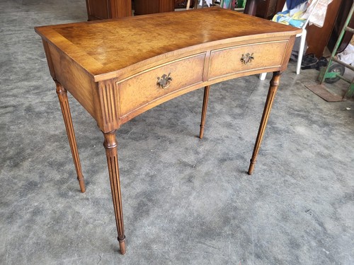 Antique repro walnut - , convex