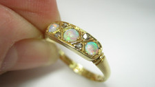 Antique 18ct Gold  Opal & Old