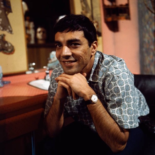 Pakistani actor zia mohyeddin - pakistani,