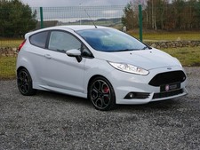 Ford fiesta st200 st mk7 breaking front , doors , rear seats