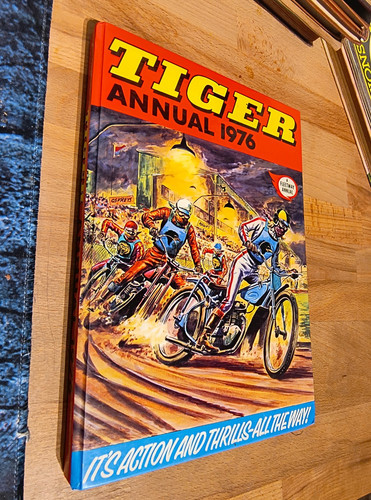 Vintage tiger annual 1976 - tiger,