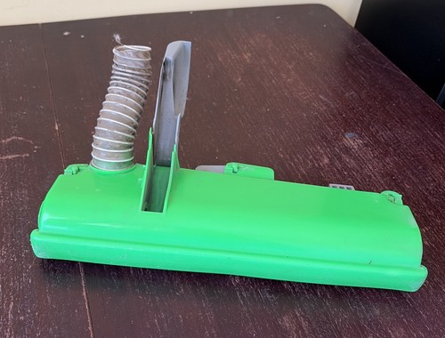 Dyson dc04 green kickplate - dyson,