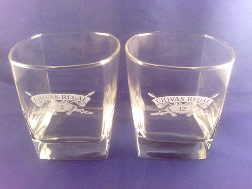 Chivas regal 12 whiskey - -,