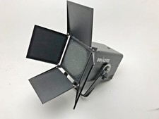 BOWENS BOLITE BARNDOORS HONEYCOMB AND DIFFUSER