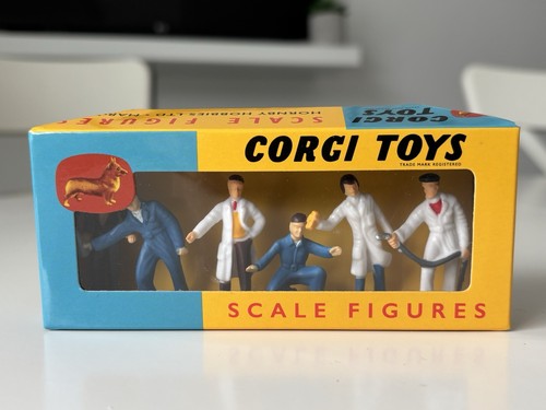 Corgi toys 1505 garage - toys,