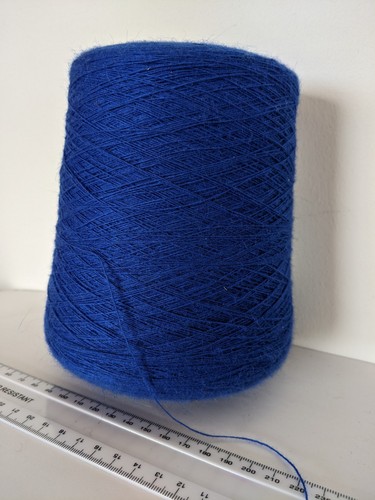 440g wool angora single ply - /,