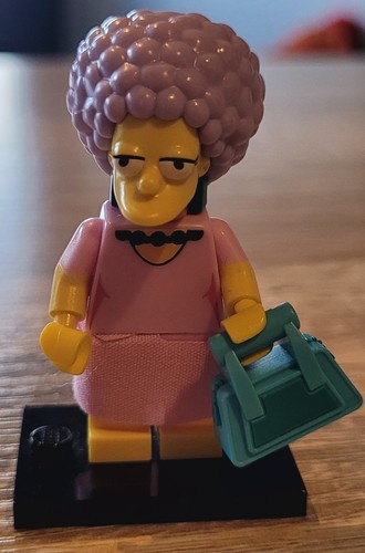 Lego patty bouvier - patty,