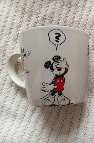 Disneyland paris mickey mouse - paris,