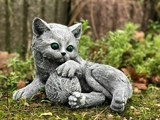 Stone figure cat Tiffy