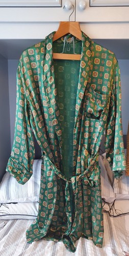 Vintage green smoking - green,